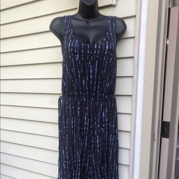 TAHARI Sleeveless Jumpsuit Cropped Romper, M and L - Picture 2 of 2